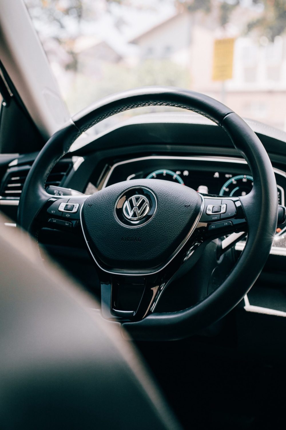 Why Is It Important To Know Where Your Vehicle Controls Are?